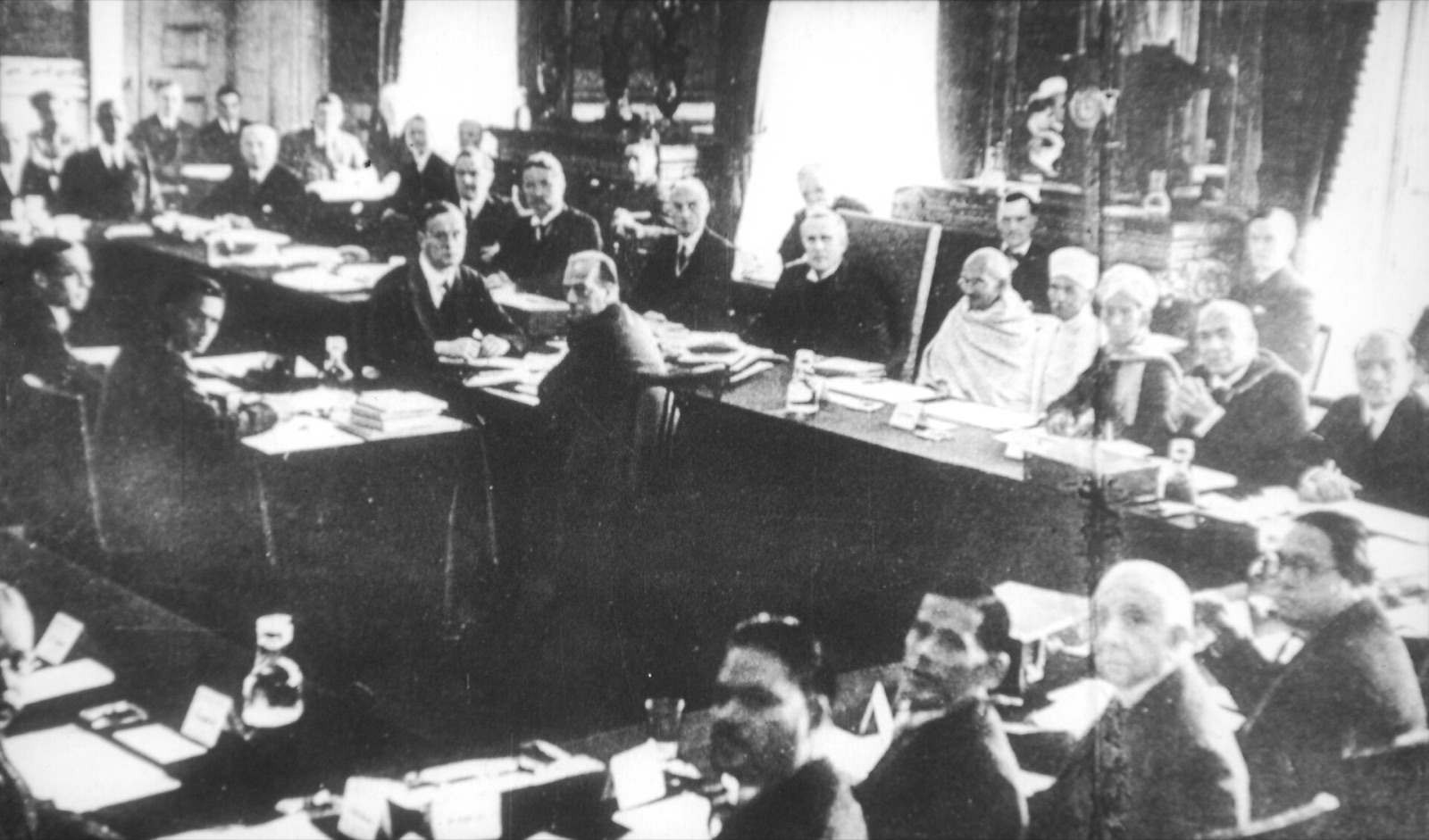 A view of the Round Table Conference in London in 1931; the Commons description says that both Gandhi and Ambedkar are present.